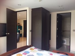 Wongamat-privacy-residence-closet