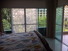 Wongamat-privacy-residence-bed-view
