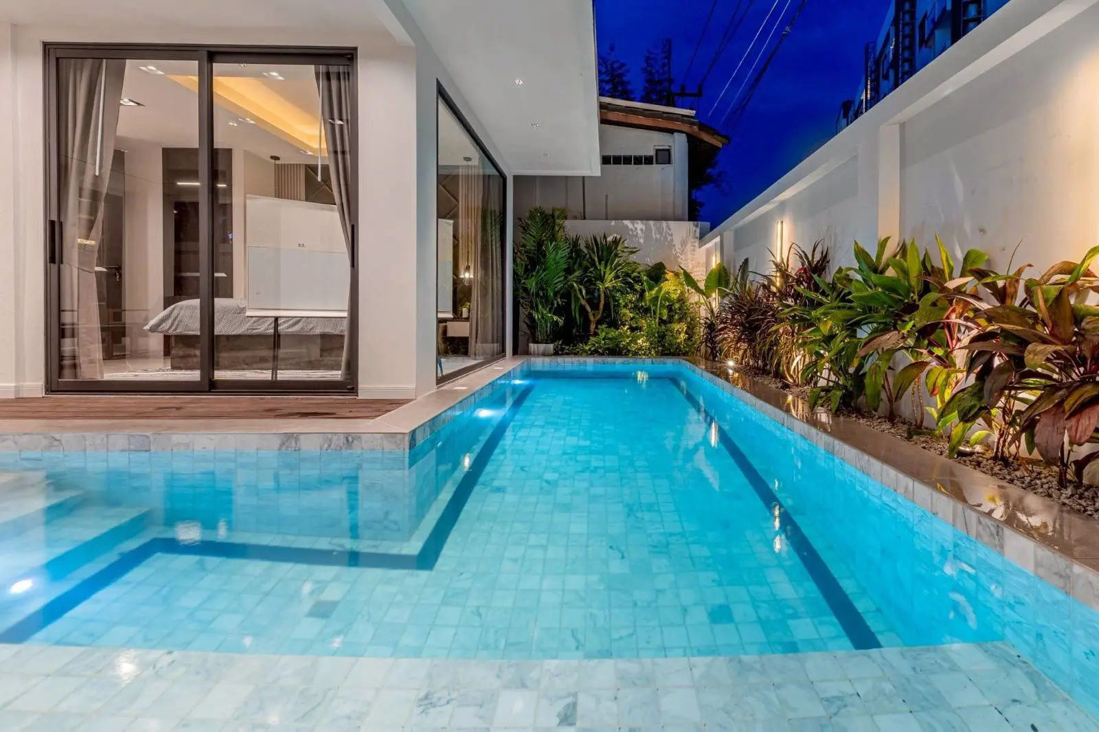 Modern Luxury Pool Villa