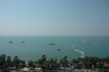 2 Bedroom Condo with Expansive Ocean Views
