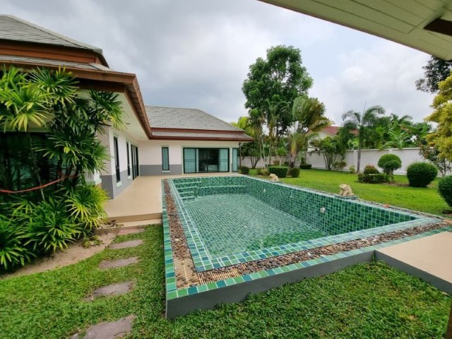 Baan Dusit Pattaya Lake