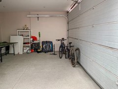 Automatic garage