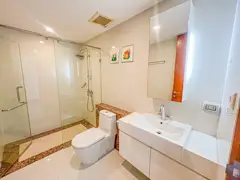 4th Bathroom