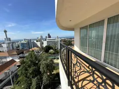 Large balcony 