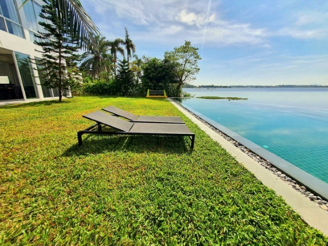 Chak Nok Lake front pool villa - House - Pattaya East - Pattaya East