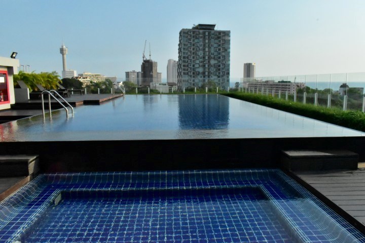 Rooftop pool