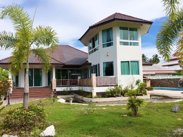 House with pool  Ban Amphur Pattaya - House - Ban Amphur - Baan Amphur, Sattahip, Chon Buri