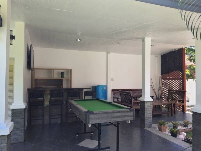 Pool table house