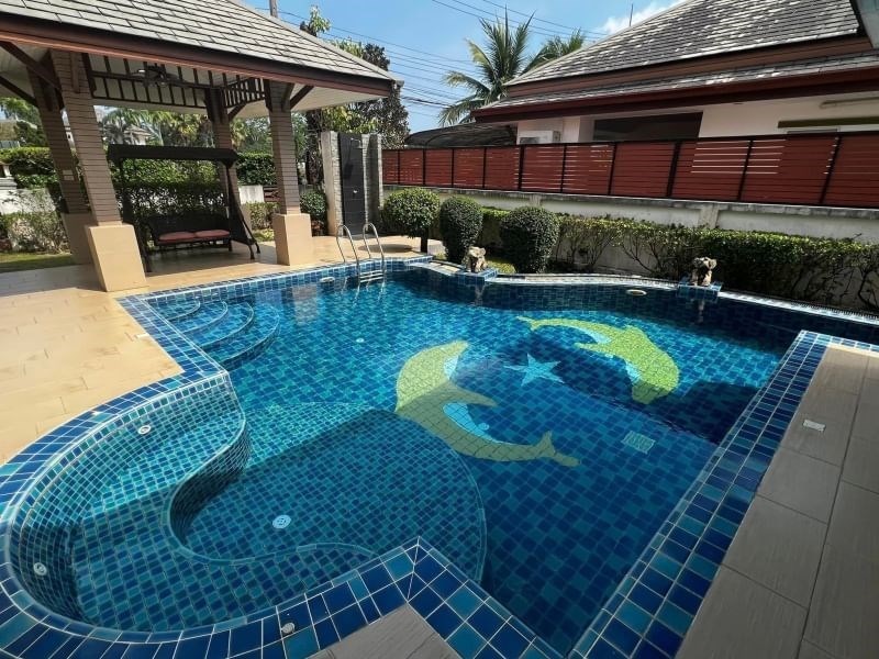 Baan Dusit LAKE Pool Villa - House - Jomtien East - 