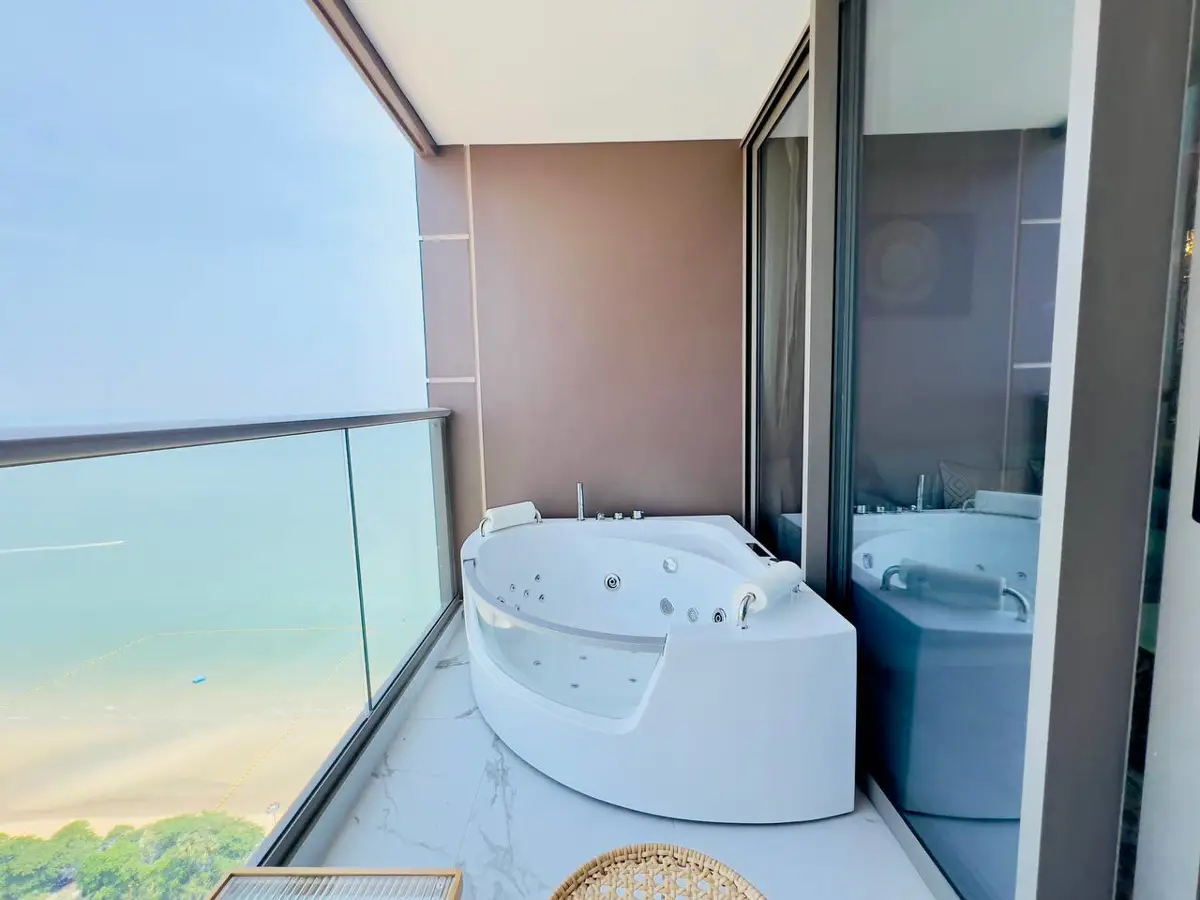 Copacabana Beach Jomtien
